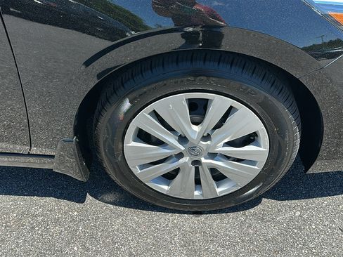 Used 2024 Nissan Sentra S FWD image 8