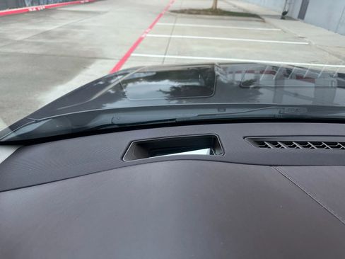 Used 2016 Cadillac Escalade Luxury image 39