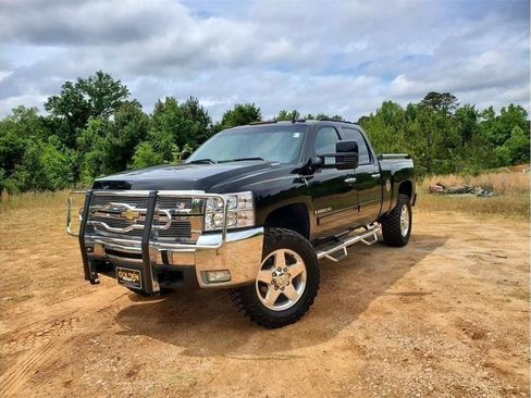 Used 2007 Chevrolet Silverado 2500 LTZ w/ Safety Package AWD/4WD image 22