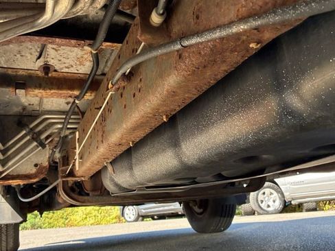 Used 2011 Ford E-350 and Econoline 350 Extended Super Duty w/ PWR Group image 37