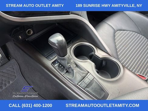 Used 2022 Toyota Camry SE FWD image 33