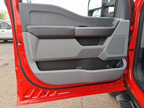 New 2026 Ford F350 4x4 Crew Cab DRW Super Duty image 10