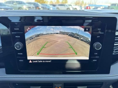 New 2026 Volkswagen Jetta SEL FWD image 18