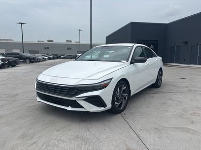 Certified 2025 Hyundai Elantra SEL