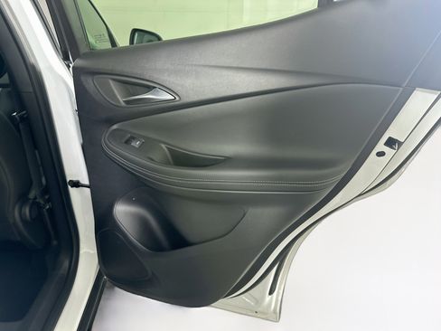 Used 2025 Buick Encore GX Preferred FWD image 27