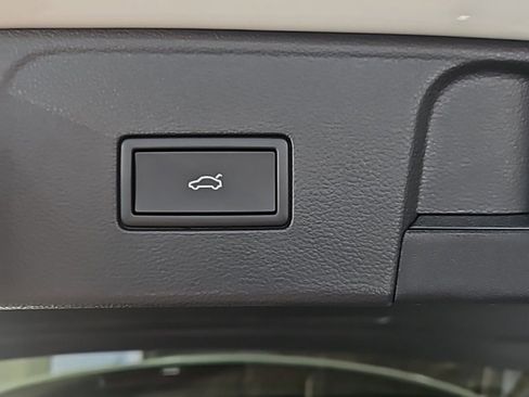 New 2026 Volkswagen Atlas SEL Premium R-Line image 22