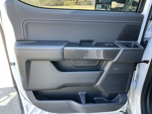 Used 2023 Ford F150 XLT w/ Equipment Group 302A High image 40