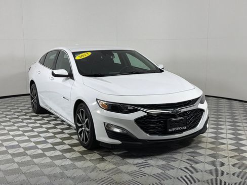 Used 2023 Chevrolet Malibu RS FWD image 3