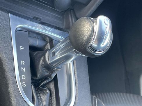 Used 2023 Ford Mustang Premium image 6