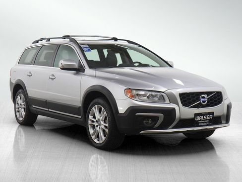 Used 2016 Volvo XC70 T5 Premier w/ Protection Package image 7