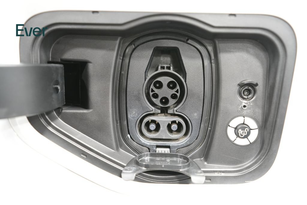 Used 2023 Ford F150 Lightning XLT AWD/4WD image 11