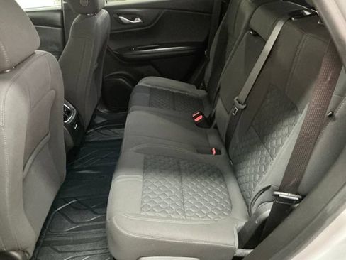 Used 2021 Chevrolet Blazer LT FWD image 11