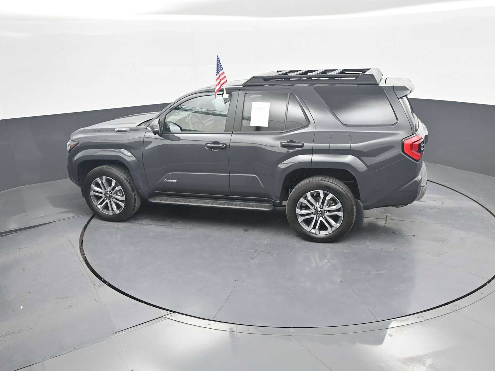 Used 2025 Toyota 4Runner Limited AWD/4WD image 38