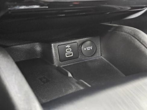 Used 2024 Ford Escape Platinum image 30