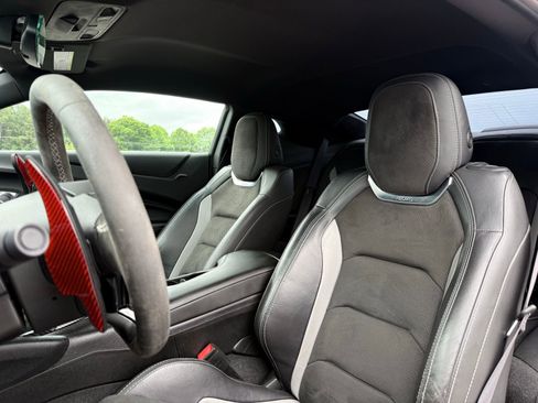 Used 2017 Chevrolet Camaro SS RWD image 23