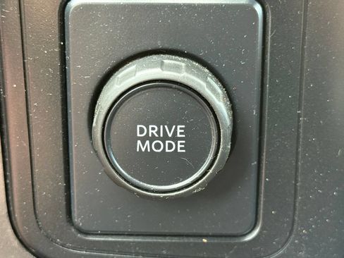 Used 2023 Ford F150 XLT w/ Equipment Group 302A High RWD image 33