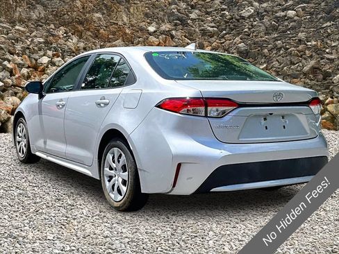 Used 2022 Toyota Corolla LE FWD image 11