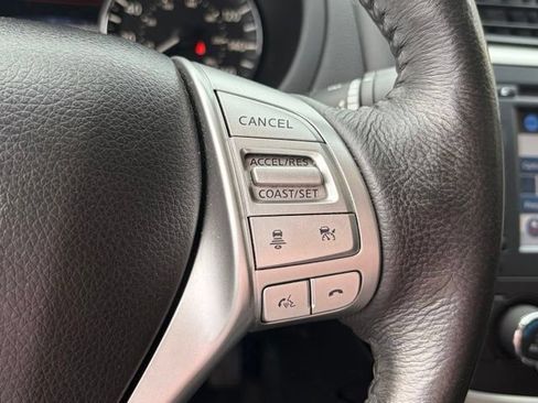 Used 2016 Nissan Altima 2.5 SL w/ 2.5 Technology Package FWD image 15