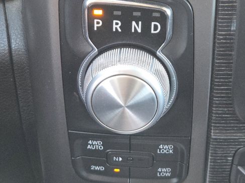 Used 2014 RAM 1500 Limited image 31