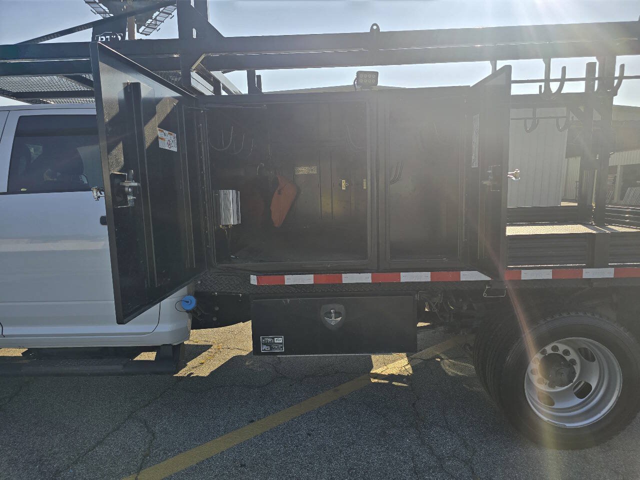 Used 2022 RAM 5500 Tradesman w/ Max Tow Package AWD/4WD image 18