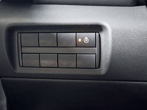 Used 2023 Nissan Kicks SR w/ SR Premium Package FWD image 15