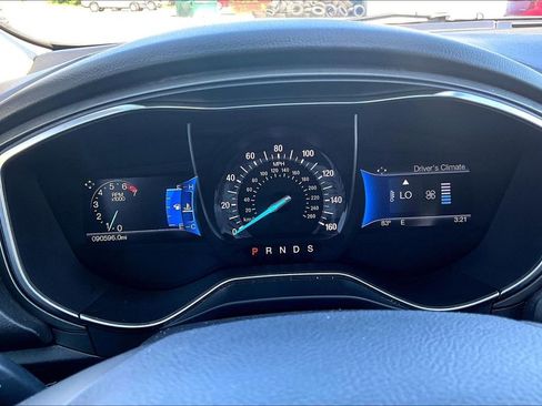 Used 2016 Ford Fusion Titanium FWD image 15