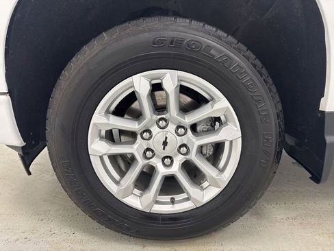 Used 2022 Chevrolet Silverado 1500 RST AWD/4WD image 38