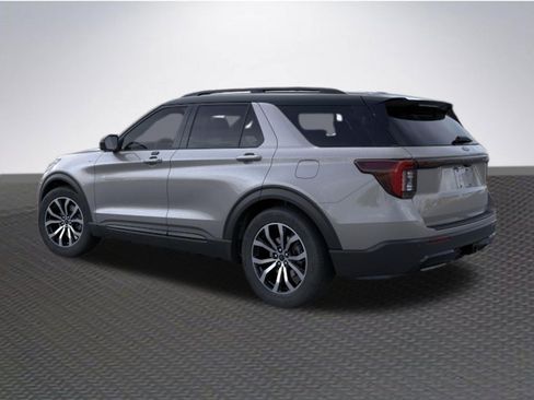 New 2026 Ford Explorer ST-Line RWD image 4