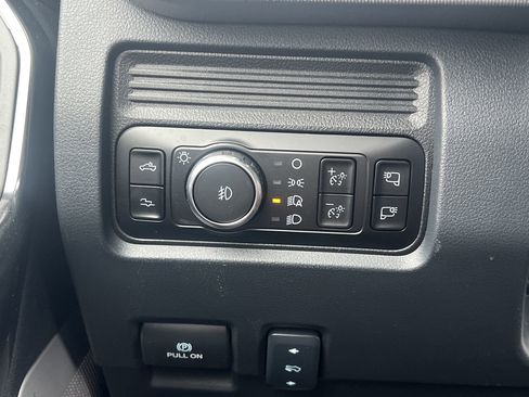 New 2026 Ford F250 Platinum AWD/4WD image 15