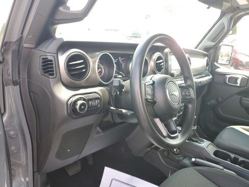 Used 2019 Jeep Wrangler Unlimited Sport AWD/4WD image 17