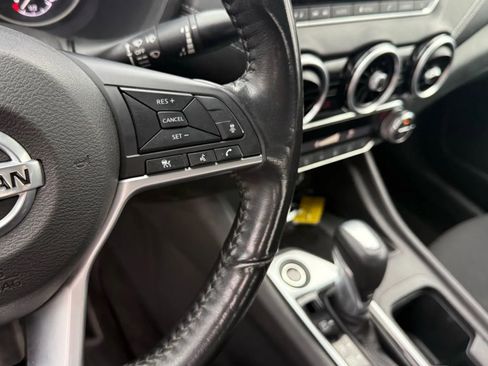 Used 2021 Nissan Sentra SV image 14