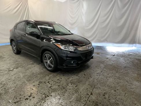 Used 2022 Honda HR-V EX image 2