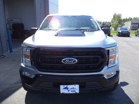 Used 2022 Ford F150 XLT w/ Trailer Tow Package image 10