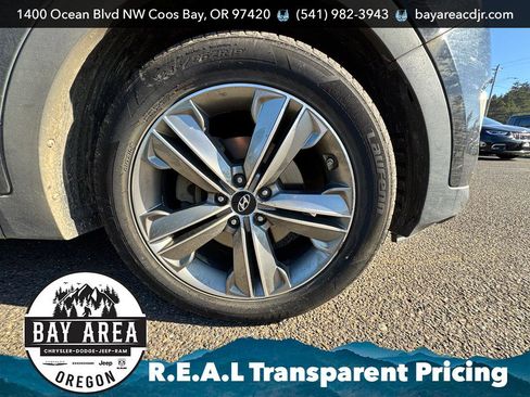 Used 2015 Hyundai Santa Fe Limited w/ Option Group 04 image 10