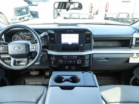 New 2026 Ford F250 XL w/ XL Chrome Package RWD image 12
