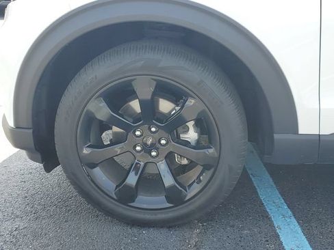 Used 2023 Ford Explorer ST-Line AWD/4WD image 33
