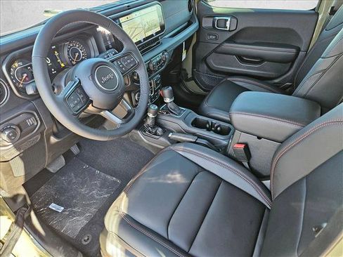 New 2025 Jeep Gladiator Rubicon image 3