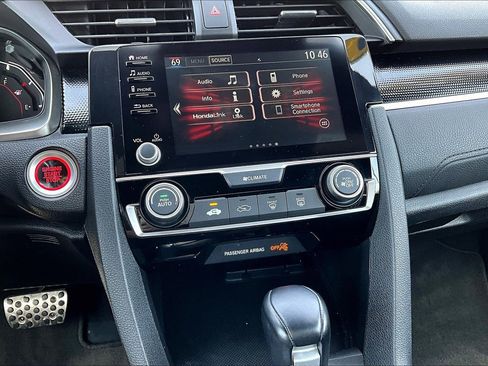 Used 2019 Honda Civic Sport image 9