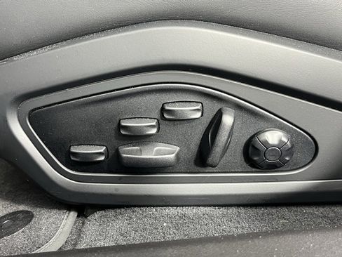 Certified 2024 Porsche Taycan GTS image 12