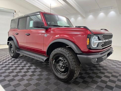 New 2026 Ford Bronco Outer Banks AWD/4WD image 1