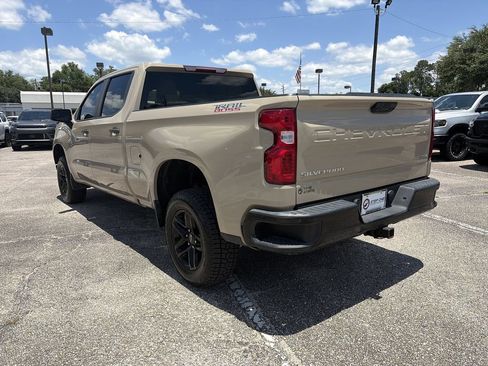 Used 2022 Chevrolet Silverado 1500 Custom Trail Boss AWD/4WD image 4