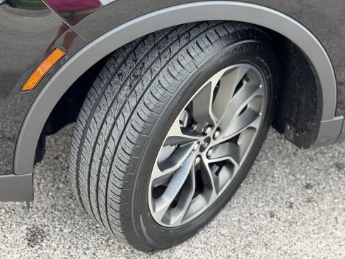 Used 2022 Lincoln Nautilus Reserve AWD/4WD image 43