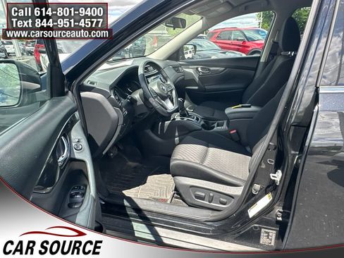Used 2018 Nissan Rogue SV AWD/4WD image 8