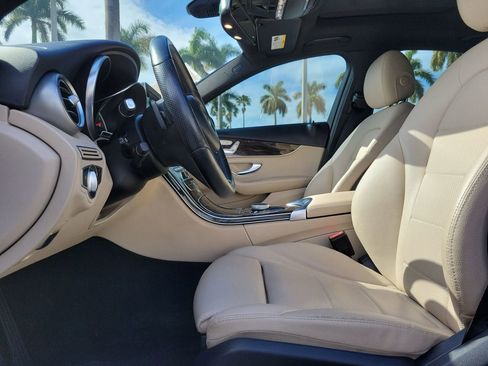 Used 2018 Mercedes-Benz C 300 Sedan image 20