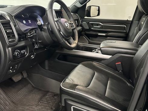 Used 2025 RAM 1500 Laramie w/ Night Edition AWD/4WD image 10
