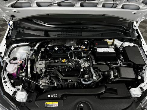 Used 2026 Toyota Corolla SE FWD image 9