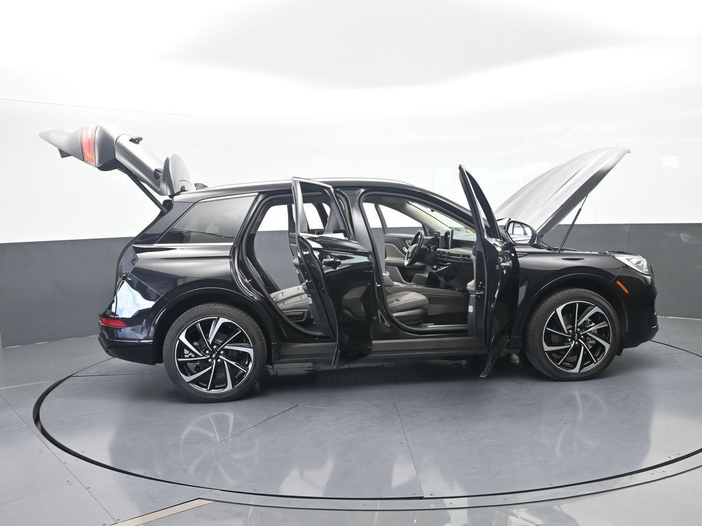 Used 2024 Lincoln Corsair Grand Touring AWD/4WD image 71
