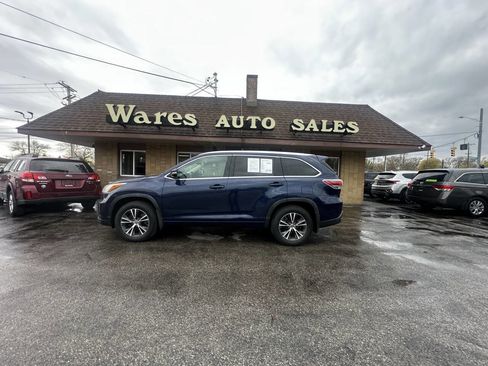 Used 2016 Toyota Highlander XLE AWD/4WD image 8