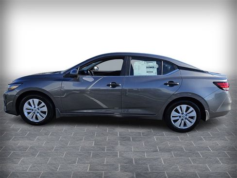 New 2025 Nissan Sentra S image 3