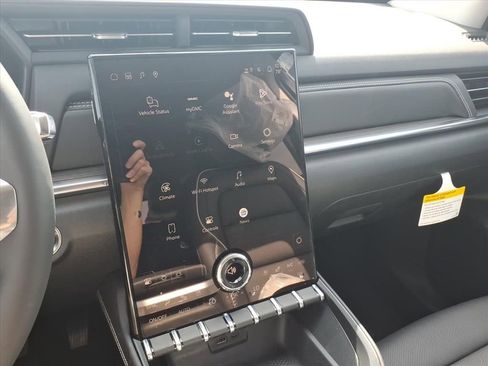 New 2026 GMC Terrain Denali image 17